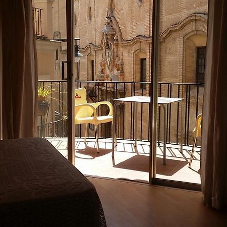 Hotel Meson El Numero Uno Antequera Room photo