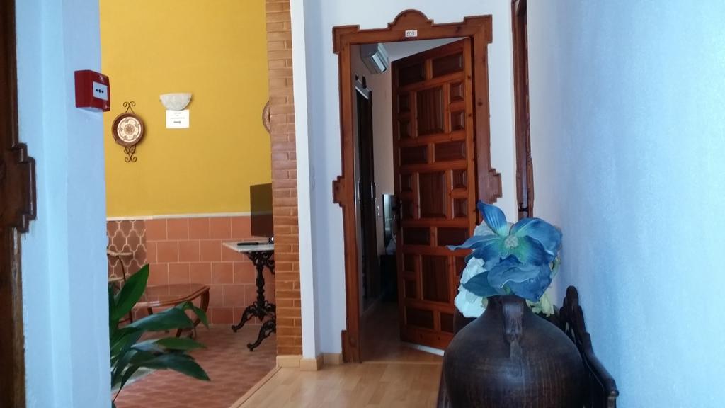 Hotel Meson El Numero Uno Antequera Room photo